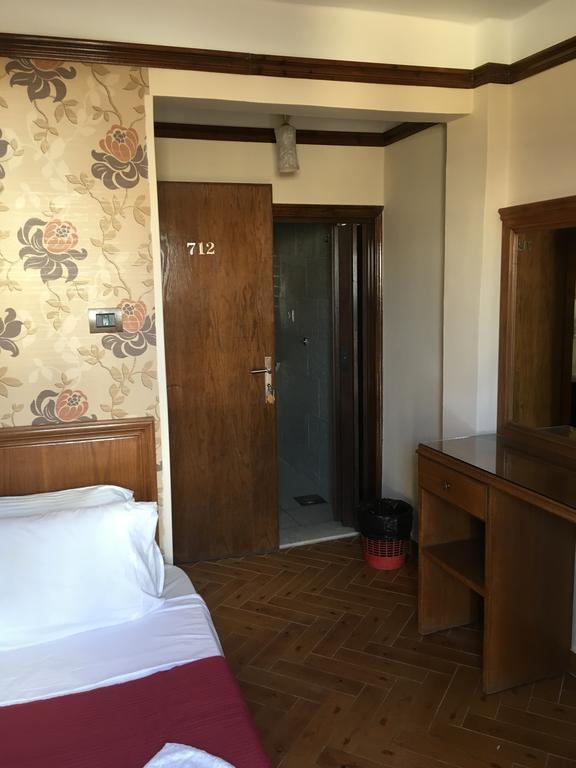 Abeer Hotel อเล็กซานเดรีย ภายนอก รูปภาพ